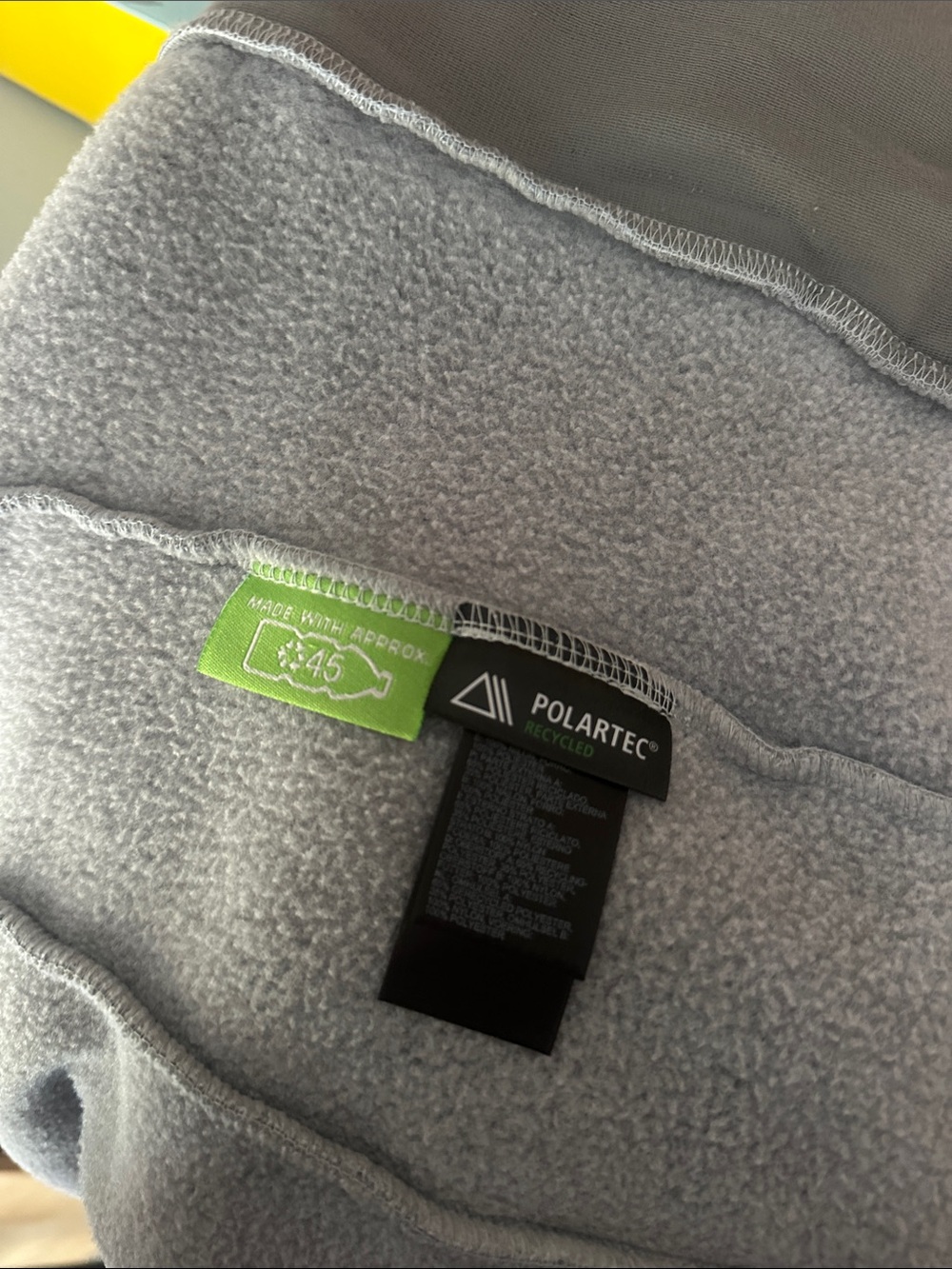 The North Face Woman’s Grey Full-Zip Fleece Jacket - Picture 5 of 5